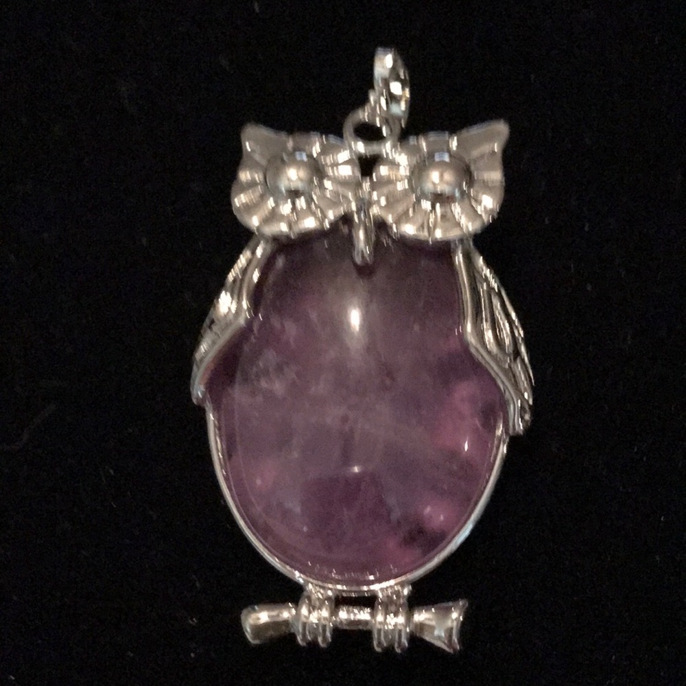 Amethyst pendant owl